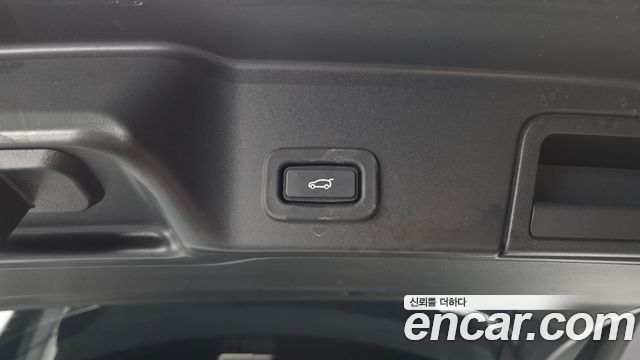 Land Rover Range Rover Evoque 2021 — photo 33