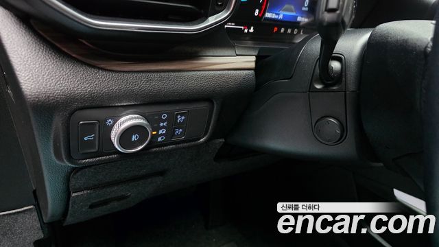 Ford Explorer 2021 — photo 31