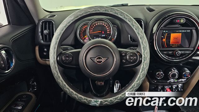 Mini Countryman 2020 — photo 19