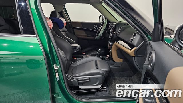 Mini Countryman 2020 — photo 16