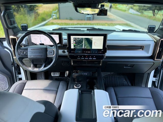 GMC Hummer EV 2024 — photo 14