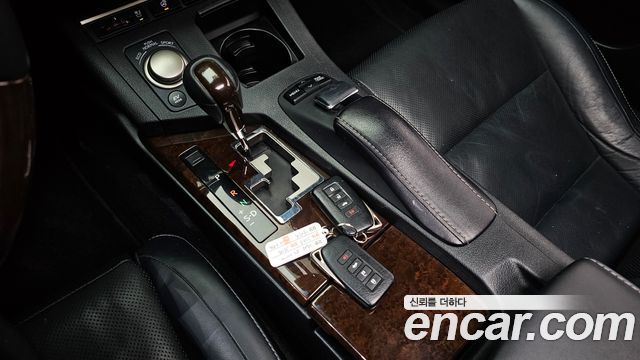 Lexus ES 2013 — photo 9