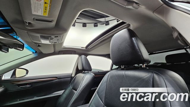 Lexus ES 2013 — photo 19