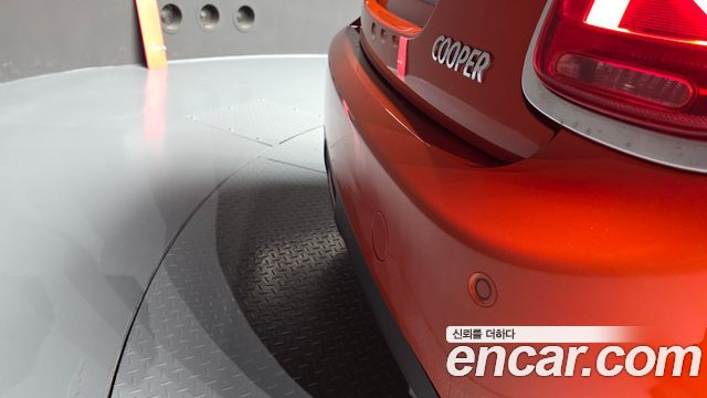 Mini Cooper 2019 — photo 30