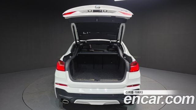 BMW X4 2018 — photo 19