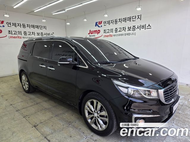 Kia Canival 2018 — photo 3