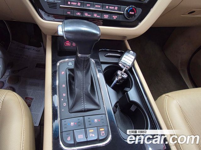 Kia Canival 2018 — photo 8