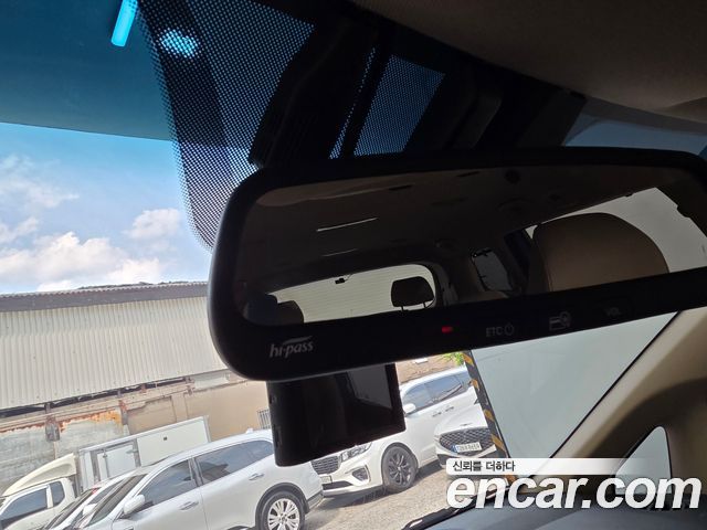 Kia Canival 2018 — photo 15