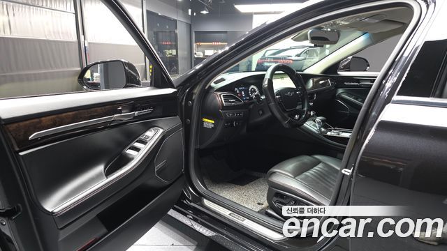 Genesis G90 2019 — photo 10