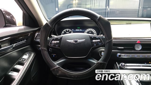 Genesis G90 2019 — photo 13
