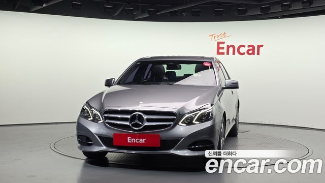 Mercedes-Benz E-Class 2015 — photo 3