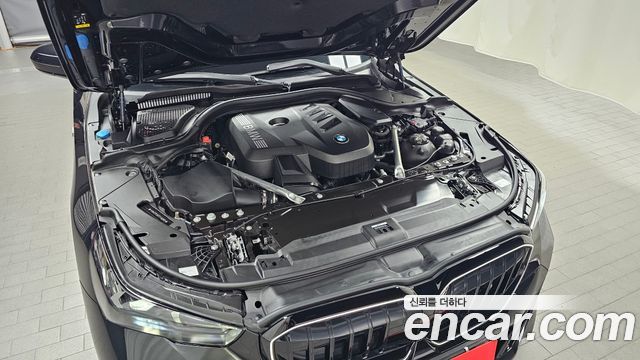 BMW 5-Series 2026 — photo 6