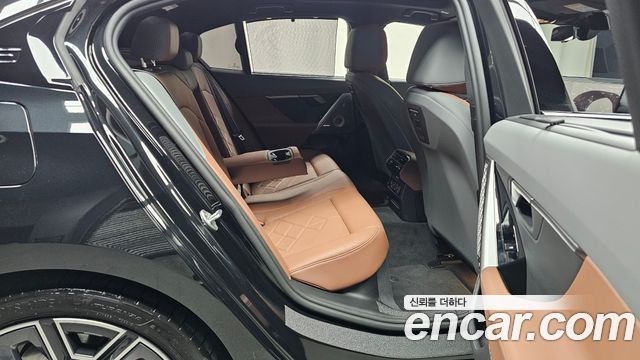 BMW 5-Series 2026 — photo 17