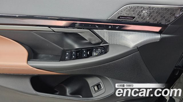 BMW 5-Series 2026 — photo 24