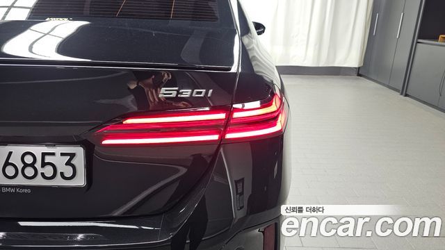 BMW 5-Series 2026 — photo 9
