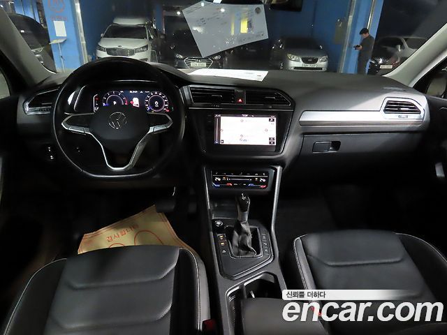 Volkswagen Tiguan 2022 — photo 5