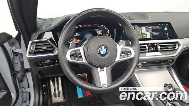 BMW 4-Series 2023 — photo 17