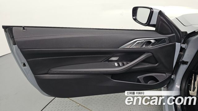BMW 4-Series 2023 — photo 14