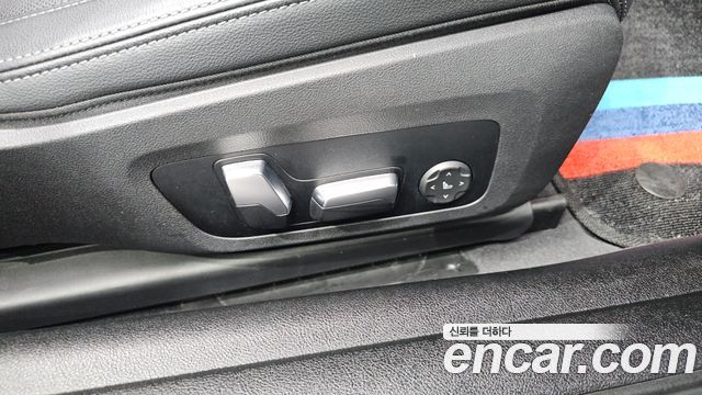 BMW 4-Series 2023 — photo 30