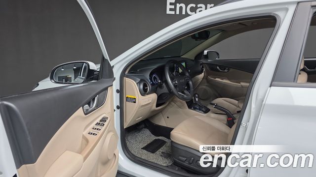 Hyundai Kona 2018 — photo 11