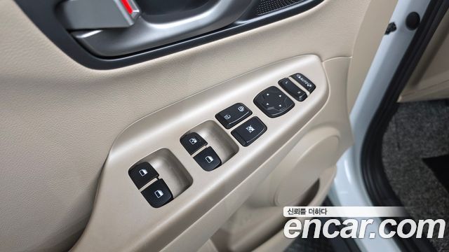 Hyundai Kona 2018 — photo 12