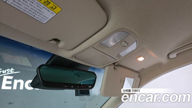 Hyundai Kona 2018 — photo 17