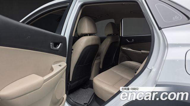 Hyundai Kona 2018 — photo 18