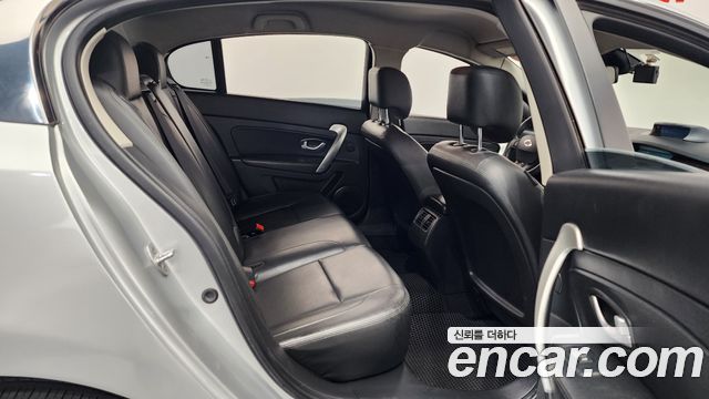 Renault Korea SM5  2017 — photo 17