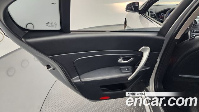 Renault Korea SM5  2017 — photo 15