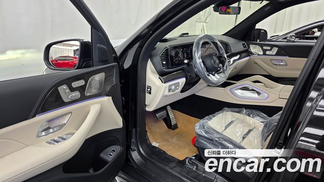 Mercedes-Benz GLS-Class 2026 — photo 13