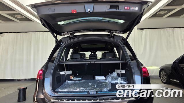 Mercedes-Benz GLS-Class 2026 — photo 26