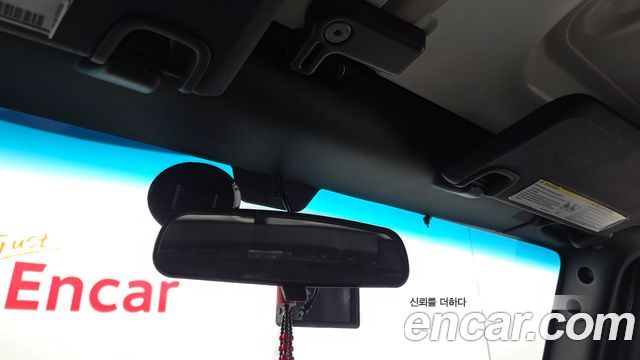 Jeep Wrangler 2012 — photo 19
