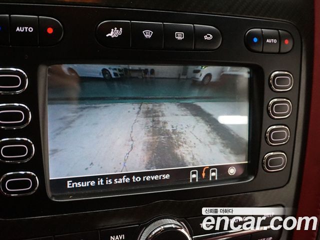 Bentley Continental 2010 — photo 16