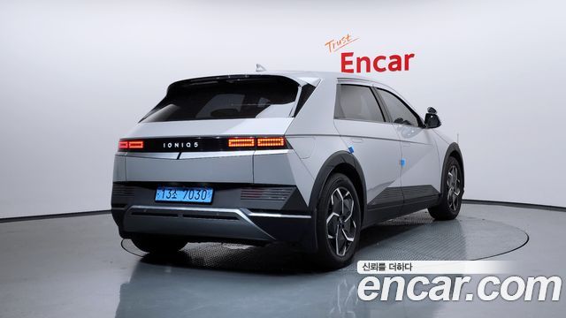 Hyundai Ioniq5 2022 — photo 2