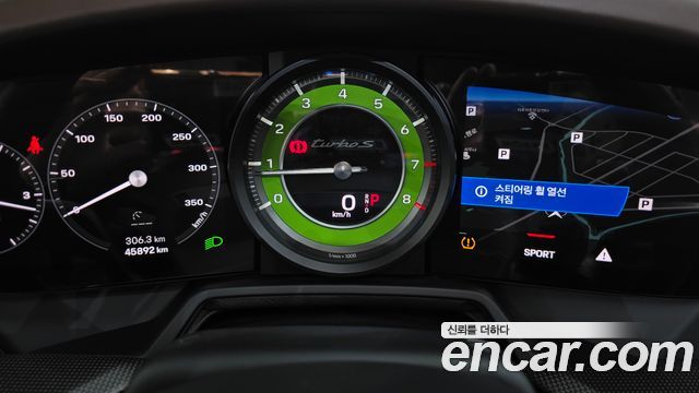 Porsche 911 2022 — photo 11