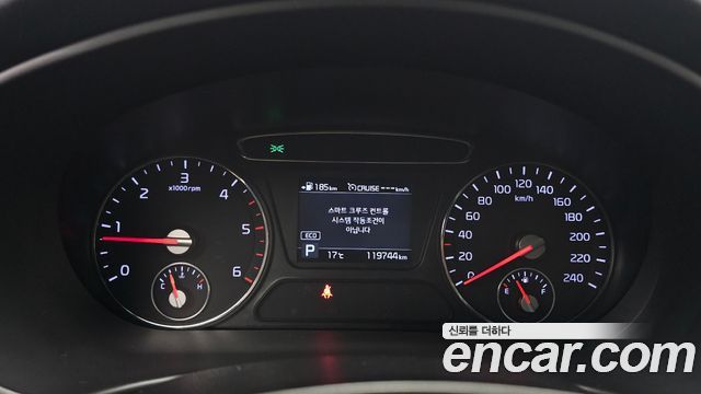 Kia Sorento 2019 — photo 11