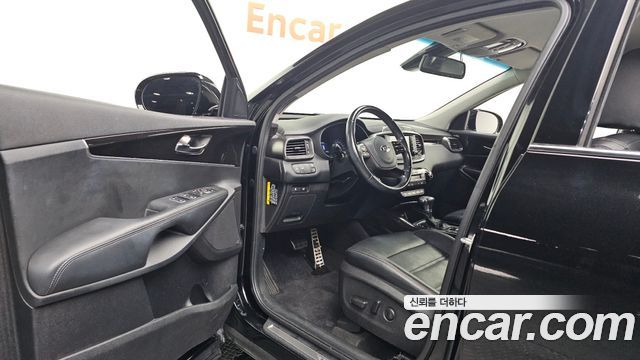 Kia Sorento 2019 — photo 13