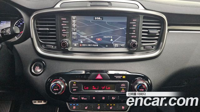 Kia Sorento 2019 — photo 22