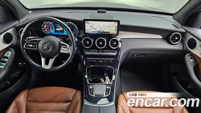 Mercedes-Benz GLC-Class 2022 — photo 10