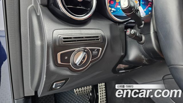 Mercedes-Benz GLC-Class 2022 — photo 29