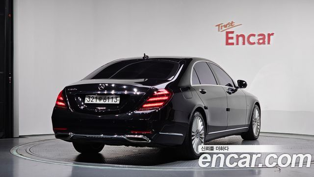Mercedes-Benz S-Class 2019 — photo 2
