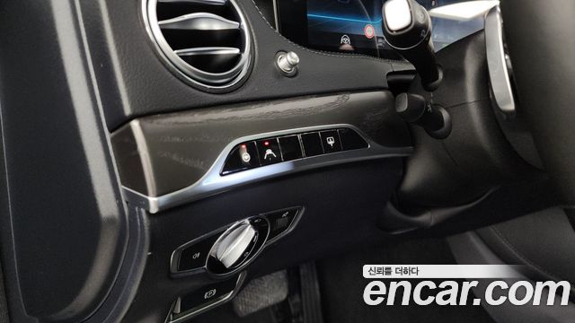 Mercedes-Benz S-Class 2019 — photo 16