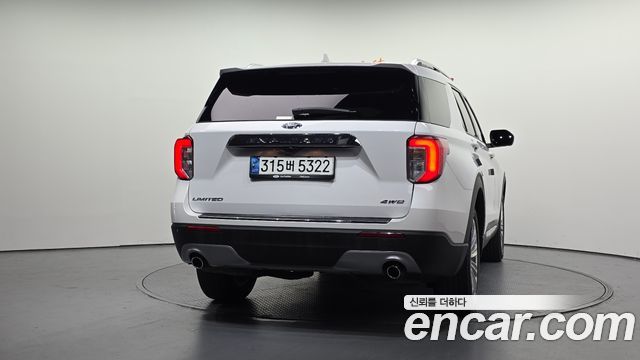 Ford Explorer 2021 — photo 4