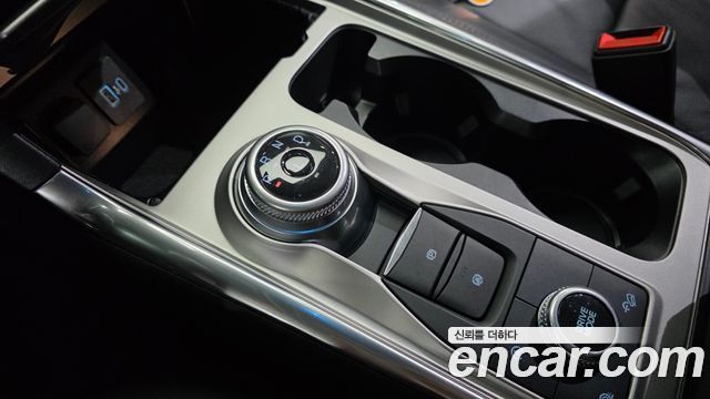 Ford Explorer 2021 — photo 12