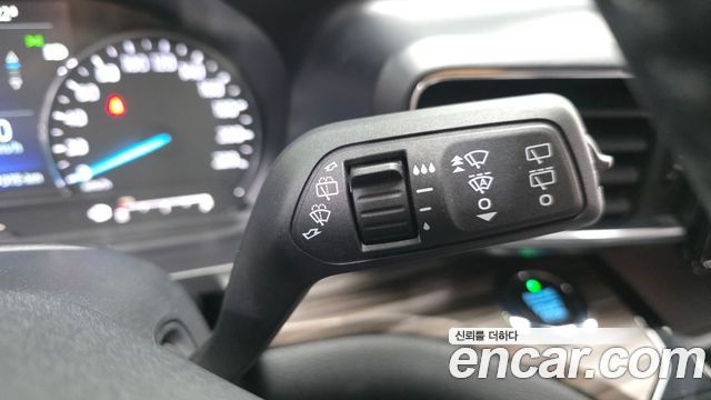 Ford Explorer 2021 — photo 33