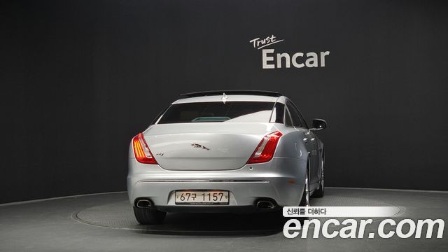 Jaguar XJ 2014 — photo 4