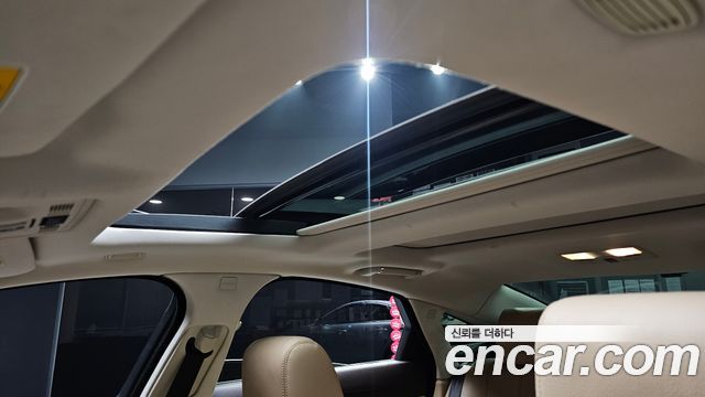 Jaguar XJ 2014 — photo 19