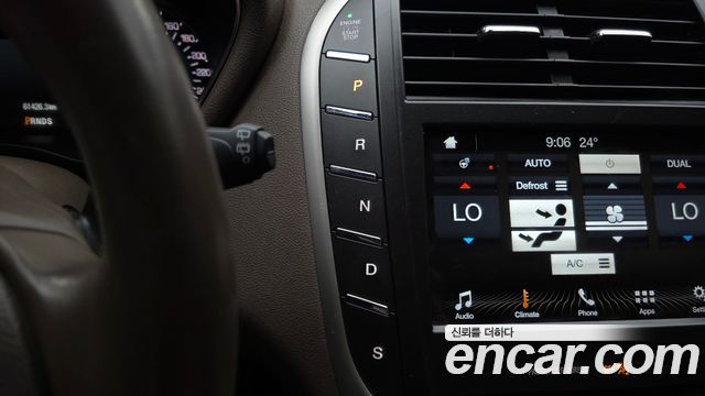 Lincoln MKC 2017 — photo 9