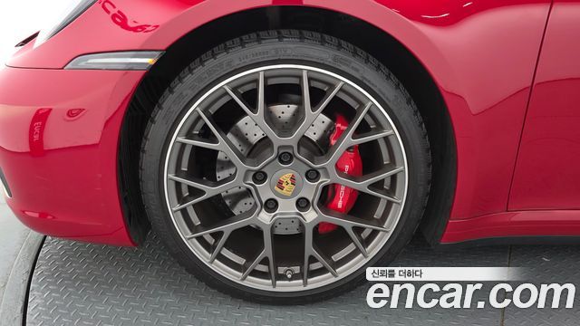 Porsche 911 2021 — photo 5