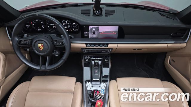 Porsche 911 2021 — photo 10